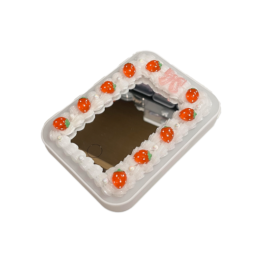 STRAWBERRIES & CREAM WHIPPED DECODEN LED MIRROR